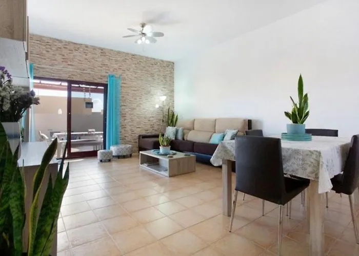Villa Amistad La Oliva