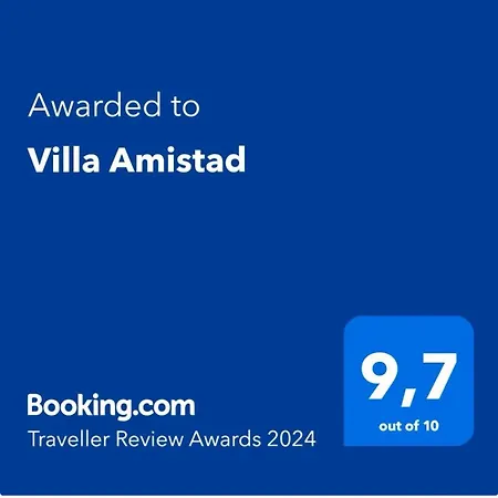 Amistad Vila